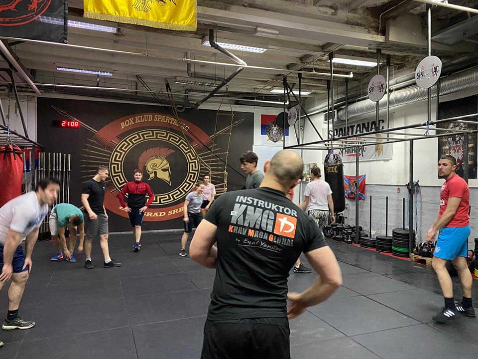 odrasli krav maga spartanac